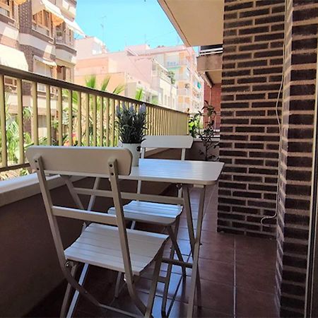 Appartement Piso Centro Ciudad Club Nautico à Torrevieja Extérieur photo