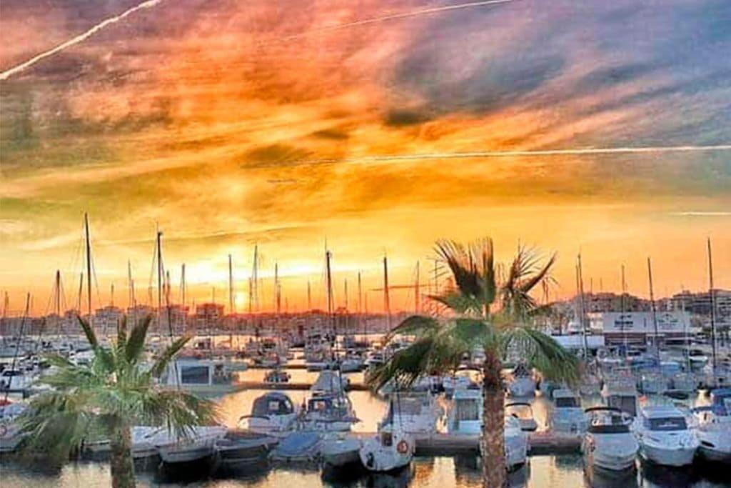 Appartement Piso Centro Ciudad Club Nautico à Torrevieja Extérieur photo
