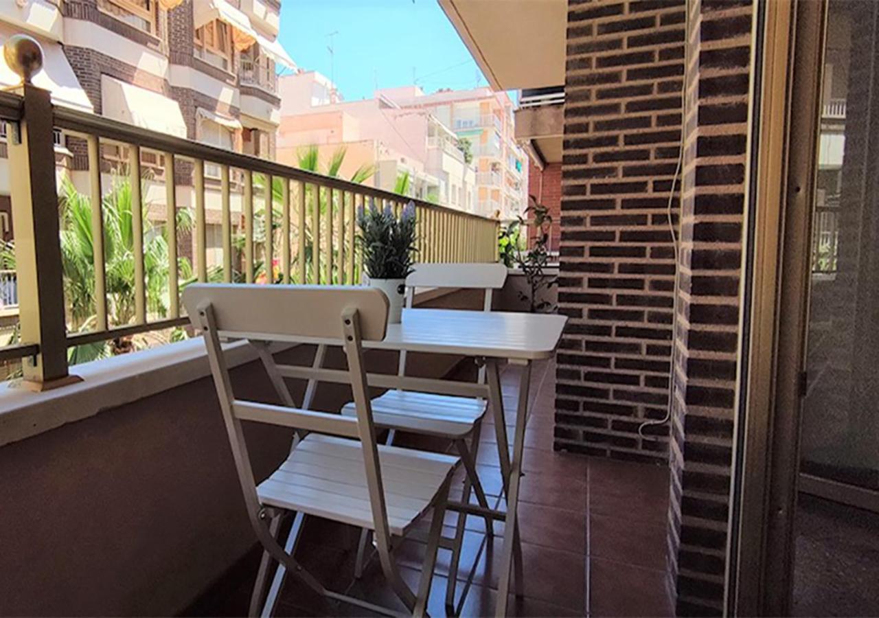 Appartement Piso Centro Ciudad Club Nautico à Torrevieja Extérieur photo